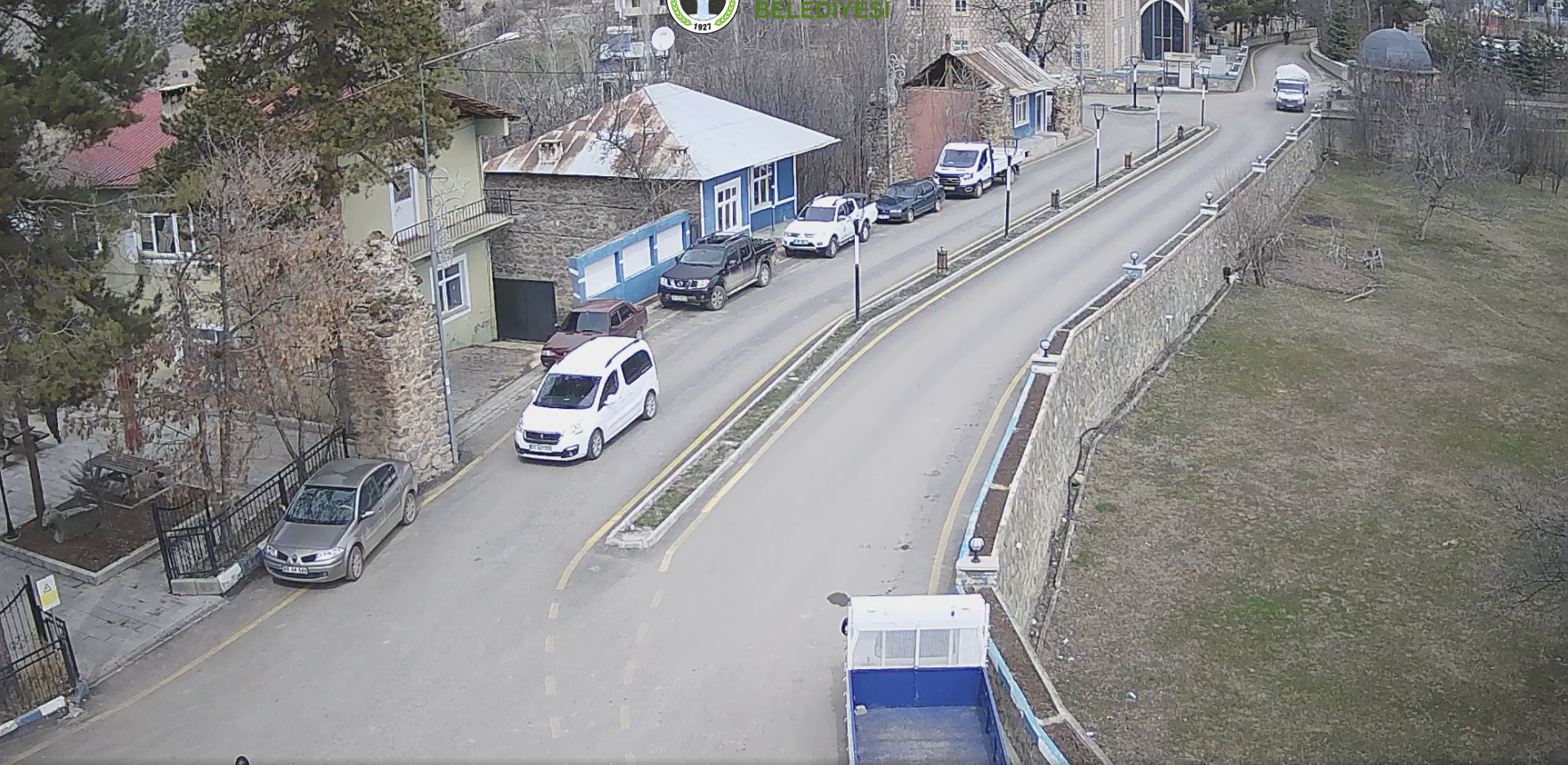 Serdarlı Mahallesi Meydan